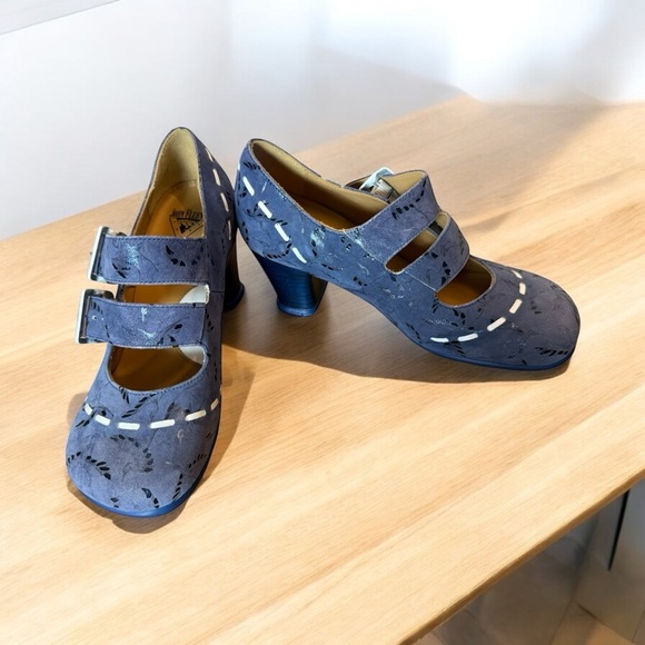 John Fluevog Shoes - JOHN FLUEVOG OPERETTA CAVALIERI DOUBLE STRAP MARYl JaNE SIZE 5.5